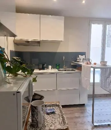 Puces De Vanves Apartment *