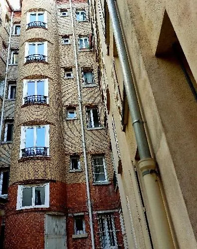 Puces De Vanves Malakoff